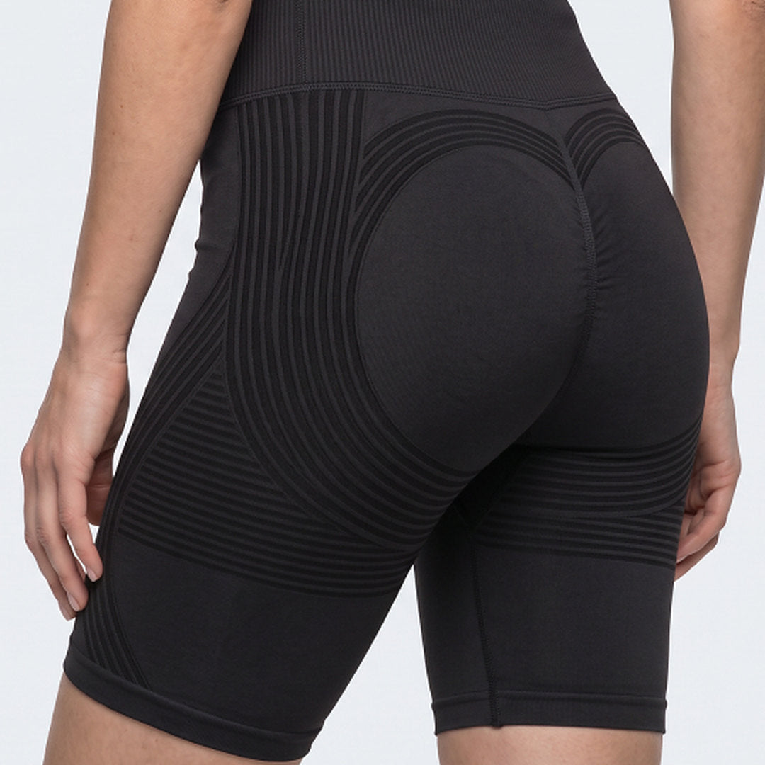 Close-up of the raised 3D knit lines on the black 3D shorts
